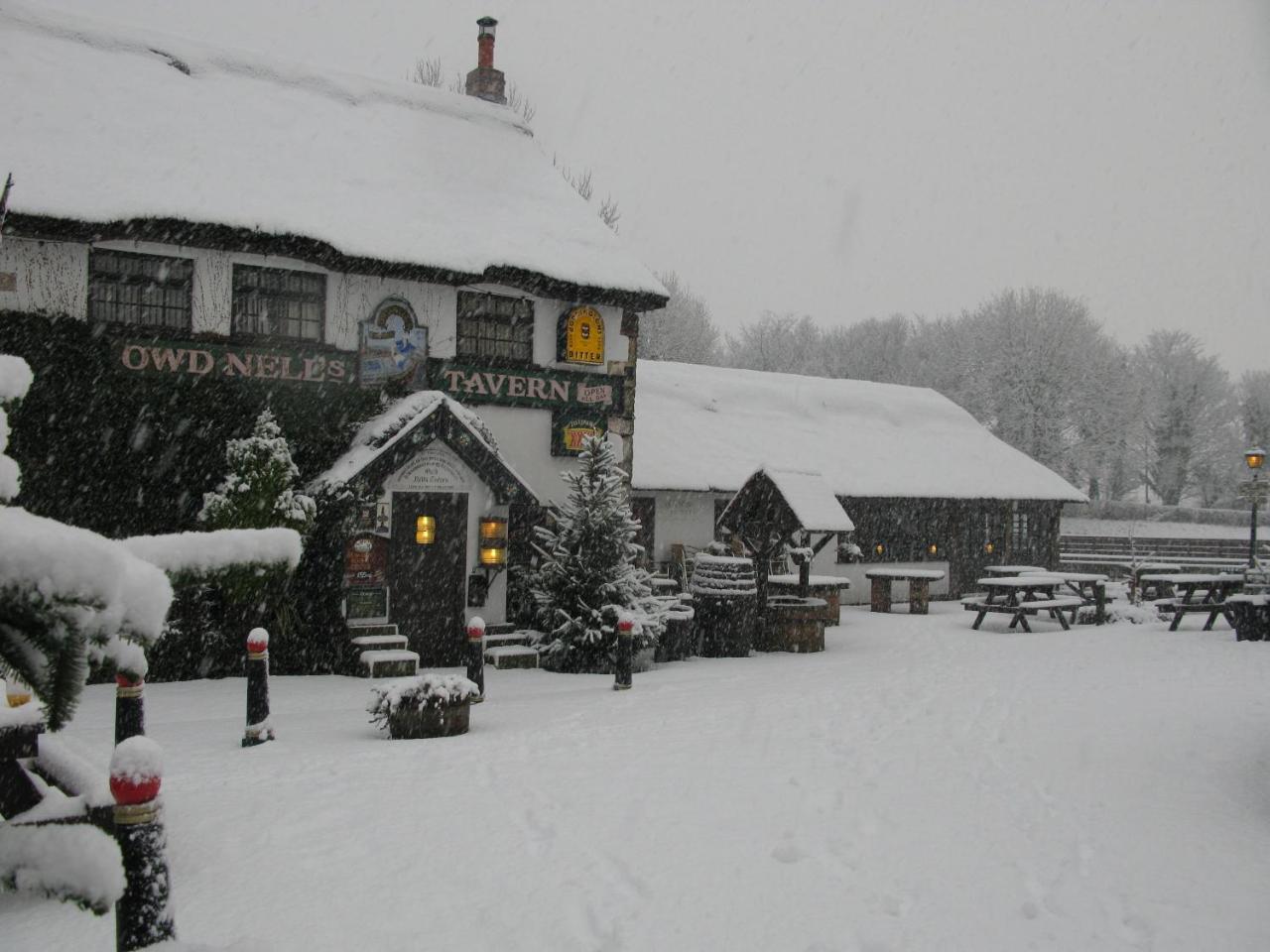 Guy'S Thatched Hamlet Barton  ภายนอก รูปภาพ